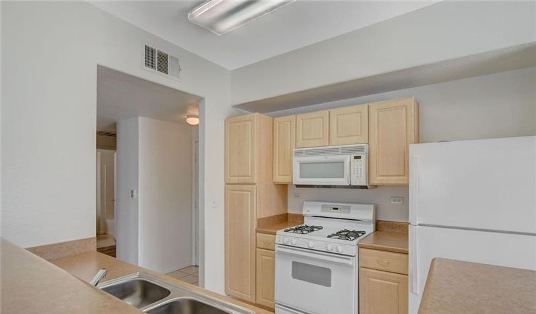 Las Vegas House: 8250 Grand Canyon Dr #2113