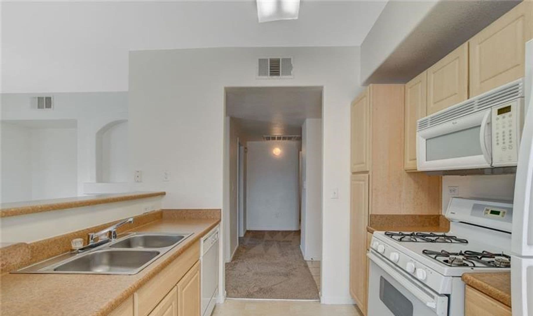 Las Vegas House: 8250 Grand Canyon Dr #2113