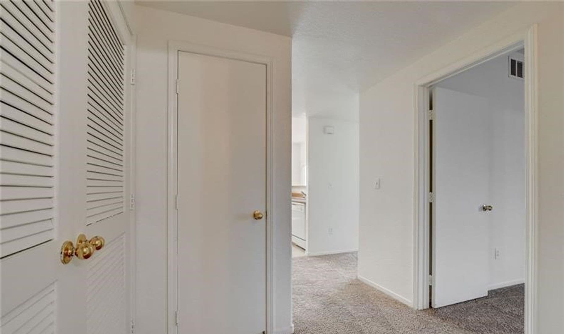 Las Vegas House: 8250 Grand Canyon Dr #2113