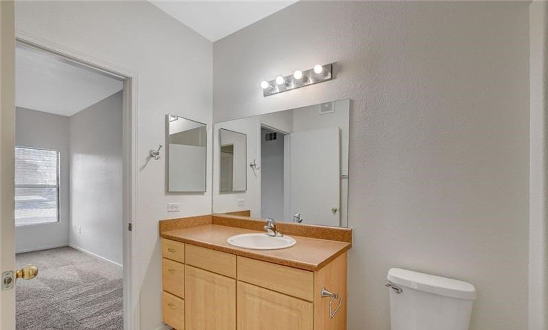 Las Vegas House: 8250 Grand Canyon Dr #2113