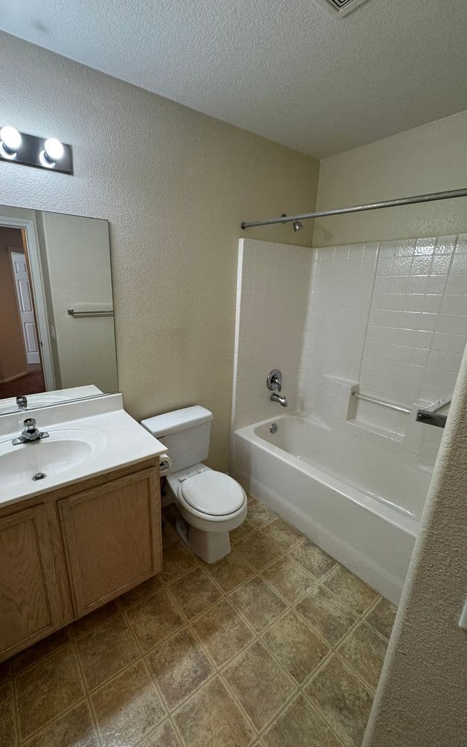 Las Vegas House: 10435 Prairie Schooner