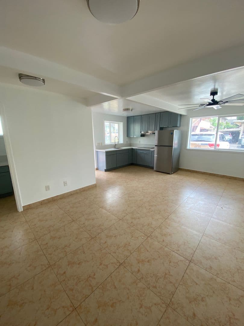Honolulu House: 1536 Amelia Street