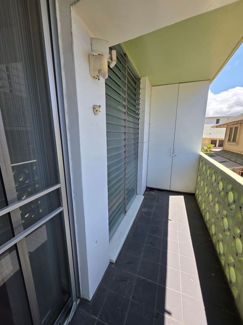 Honolulu Condo: 2120 Fern Street, #102