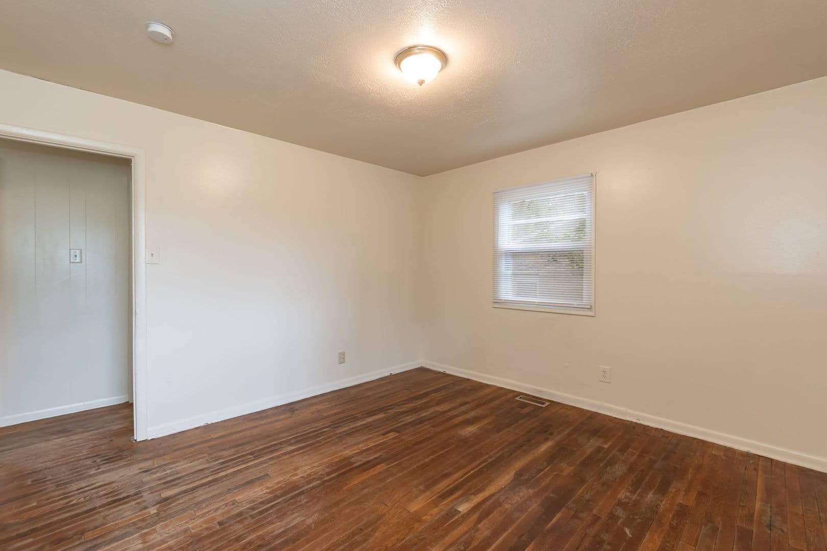 Durham House: 1210 Truman St