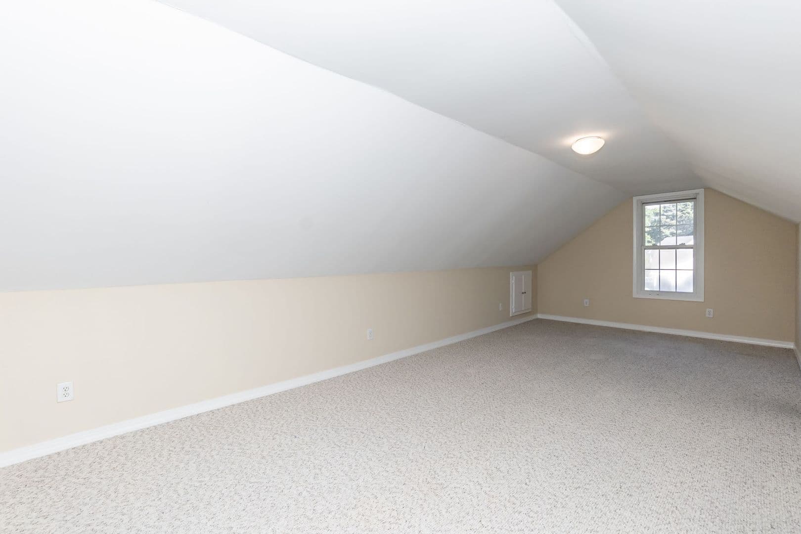 Rolesville House: 108 Allie Bell Ln