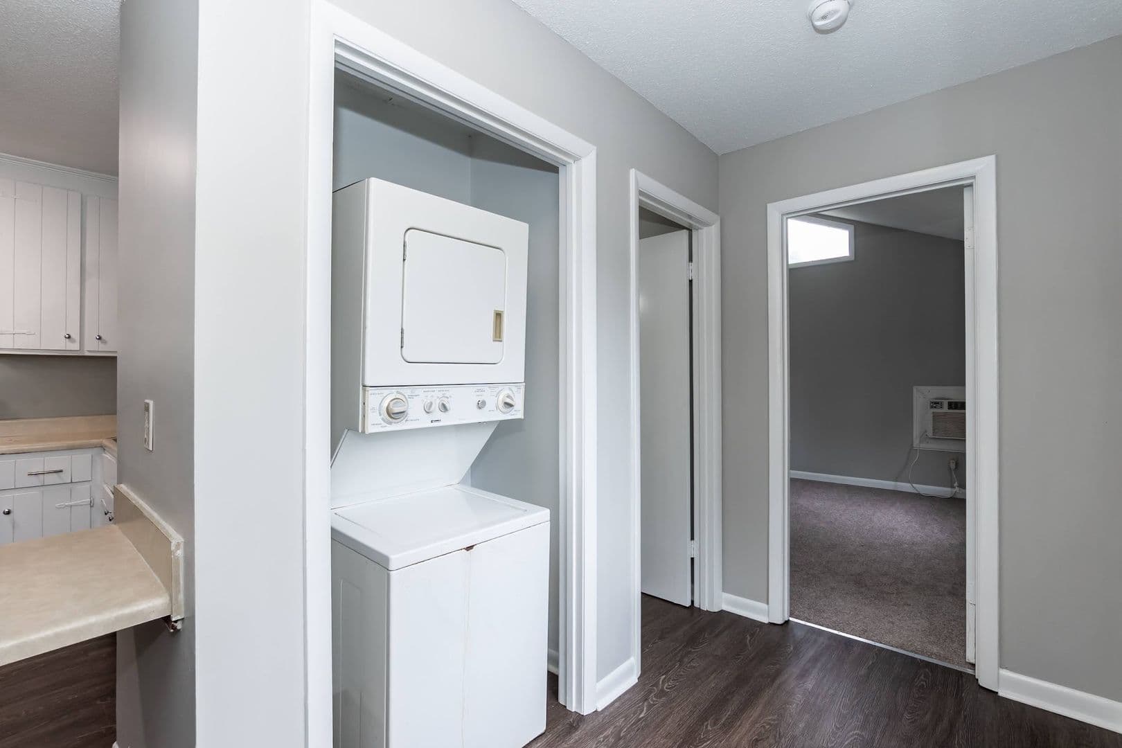 Raleigh Apartment: 2821 OKelly St