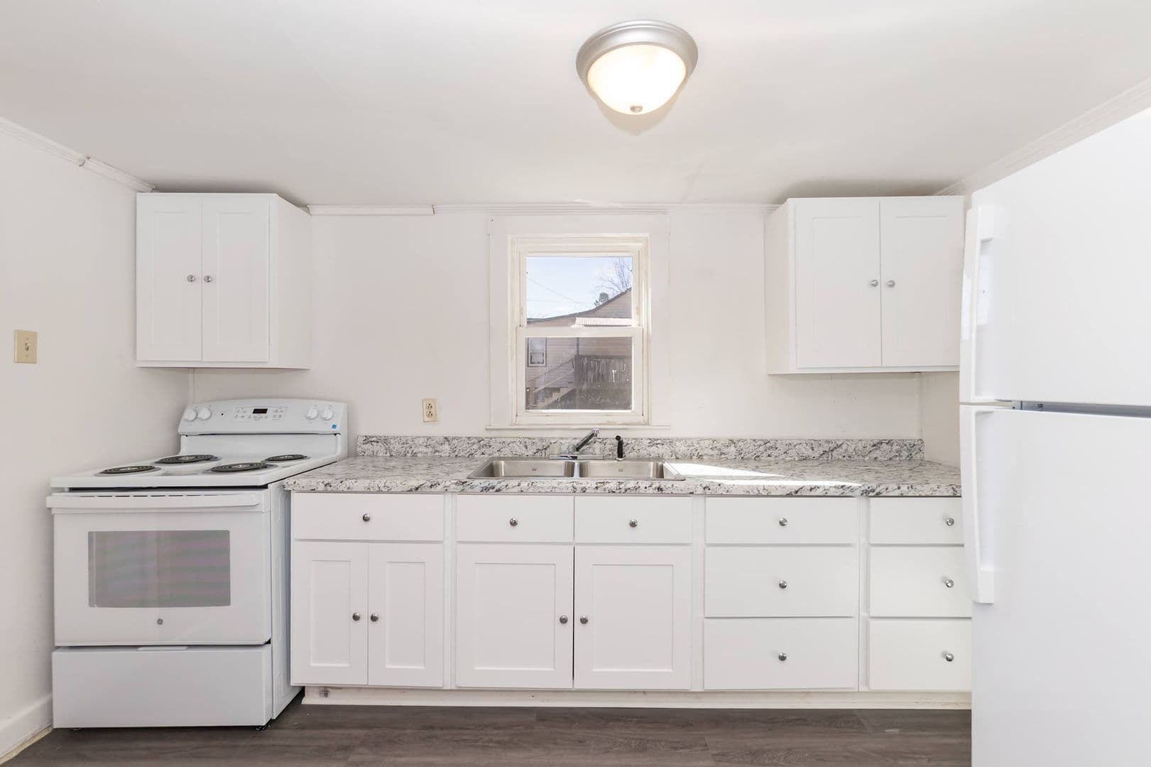 Henderson House: 835A N Beckford Dr