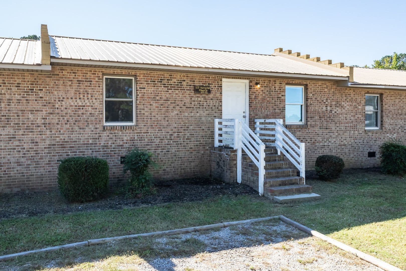 Warrenton House: 103-102 Warrenton Village Dr