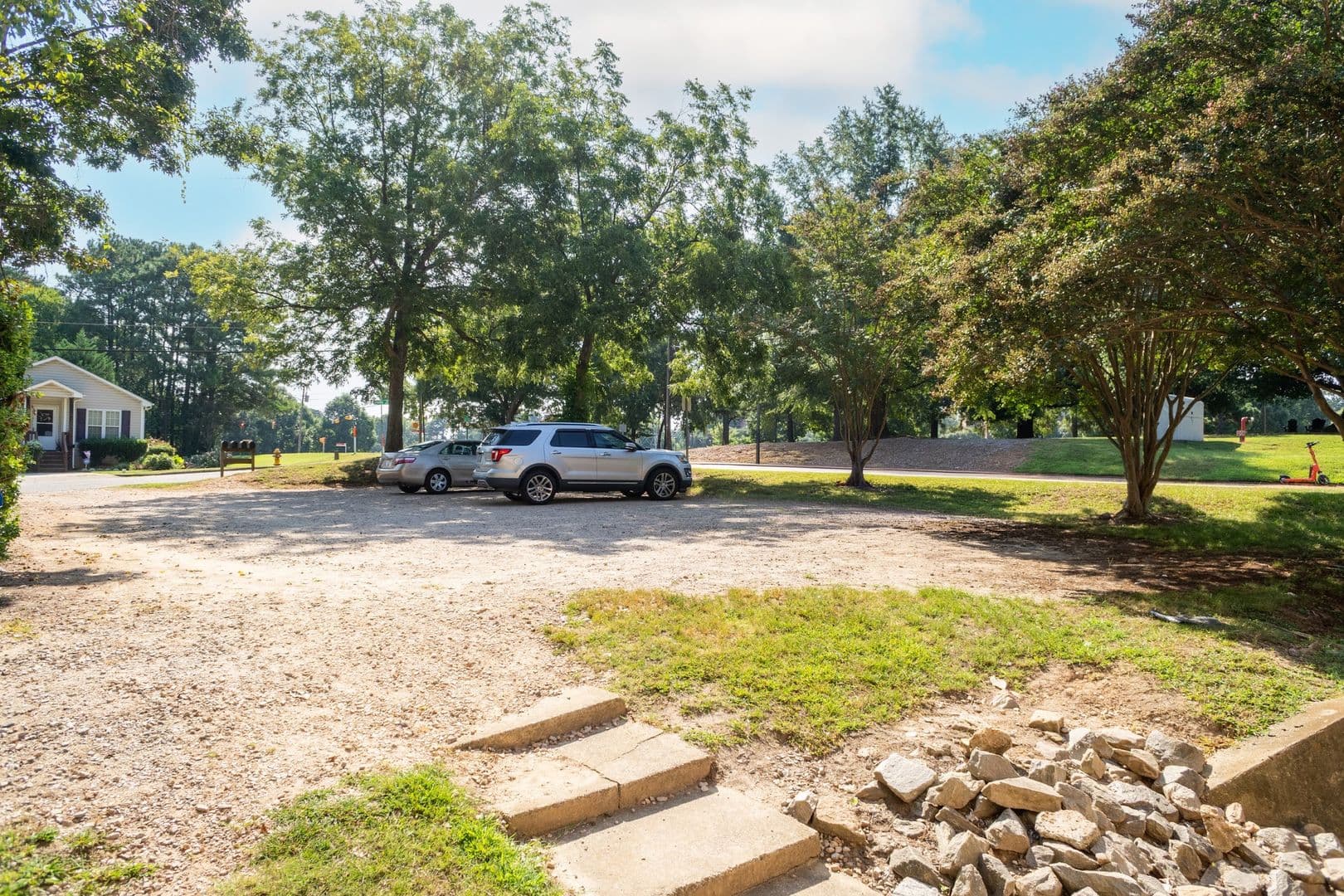 Raleigh Apartment: 2900 Ligon St