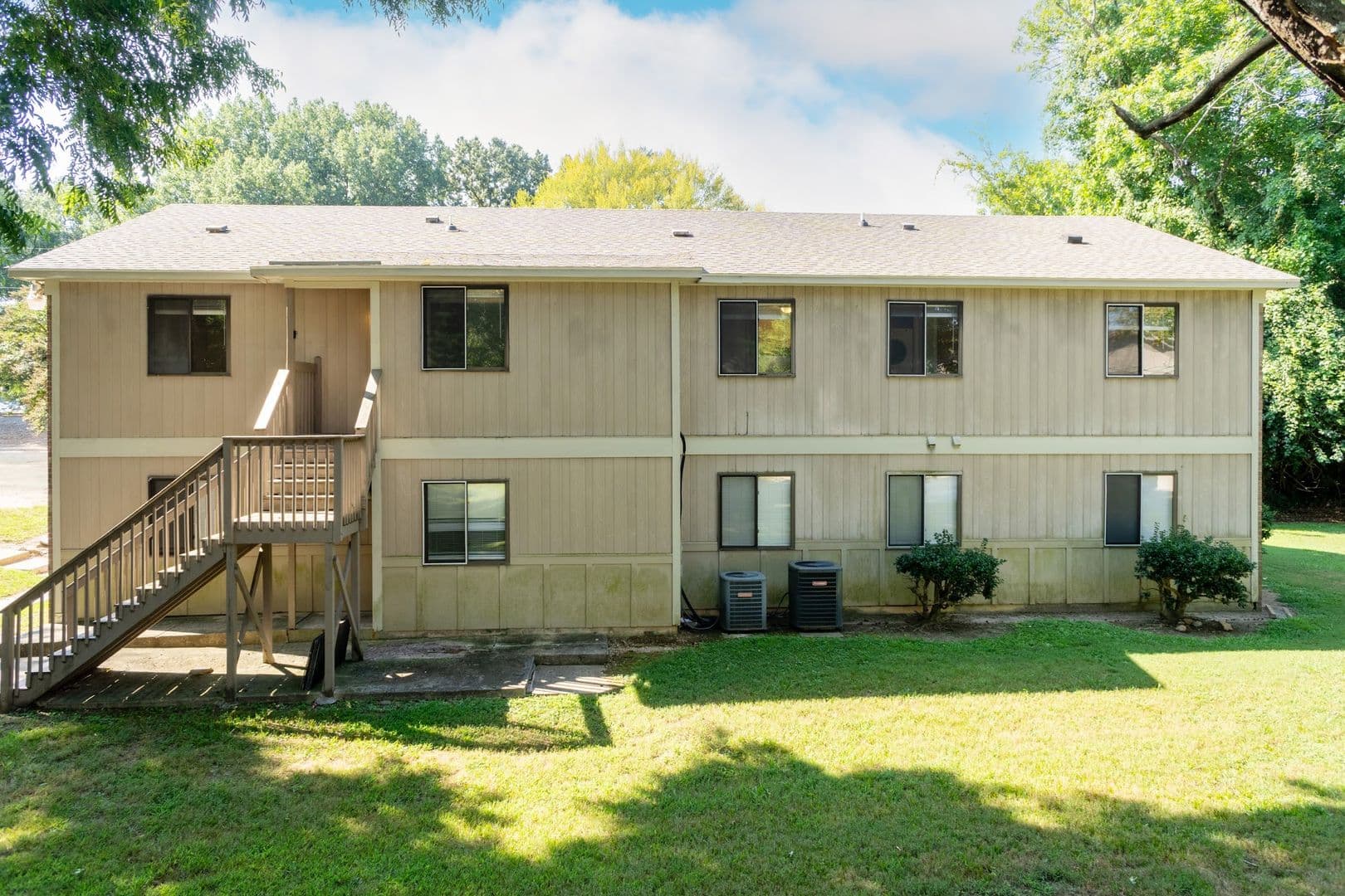 Raleigh Apartment: 2900 Ligon St