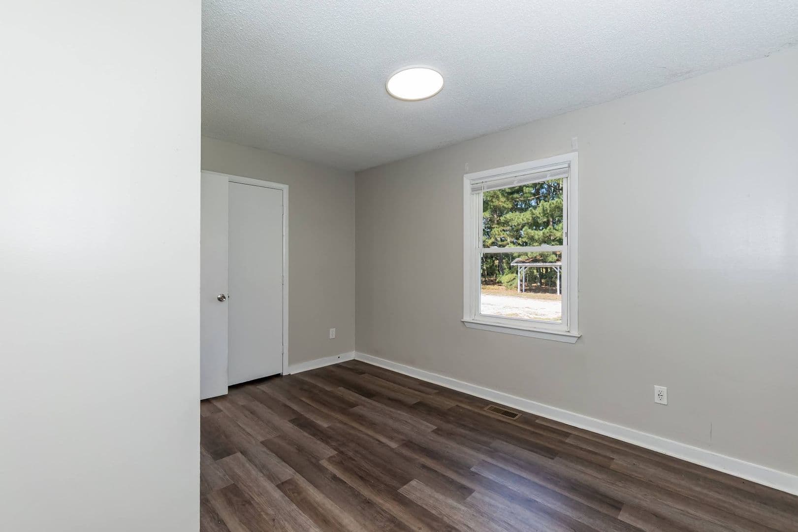 Warrenton House: 103-103 Warrenton Village Dr