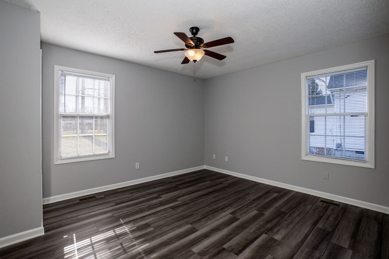 Zebulon House: 205 W Horton St