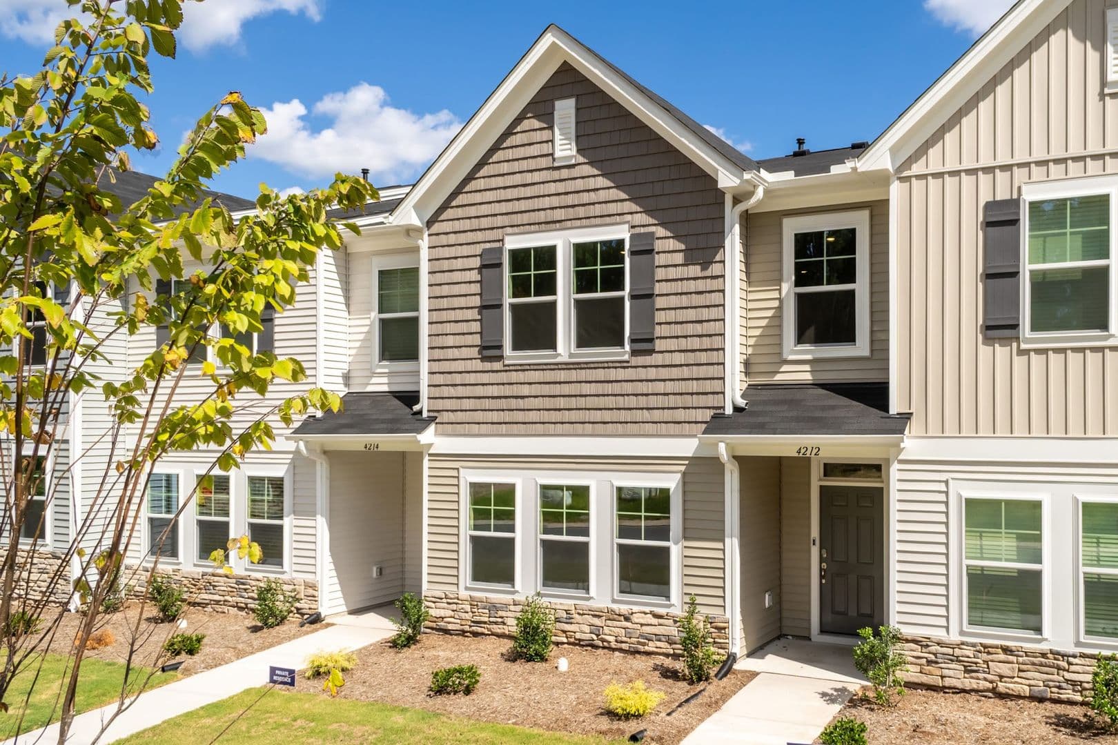 Durham House: 4212 Artifact Ln