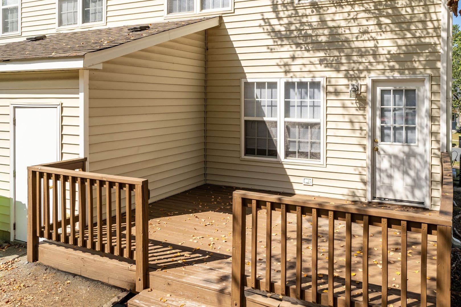 Apex House: 1107 Shackleton Rd.