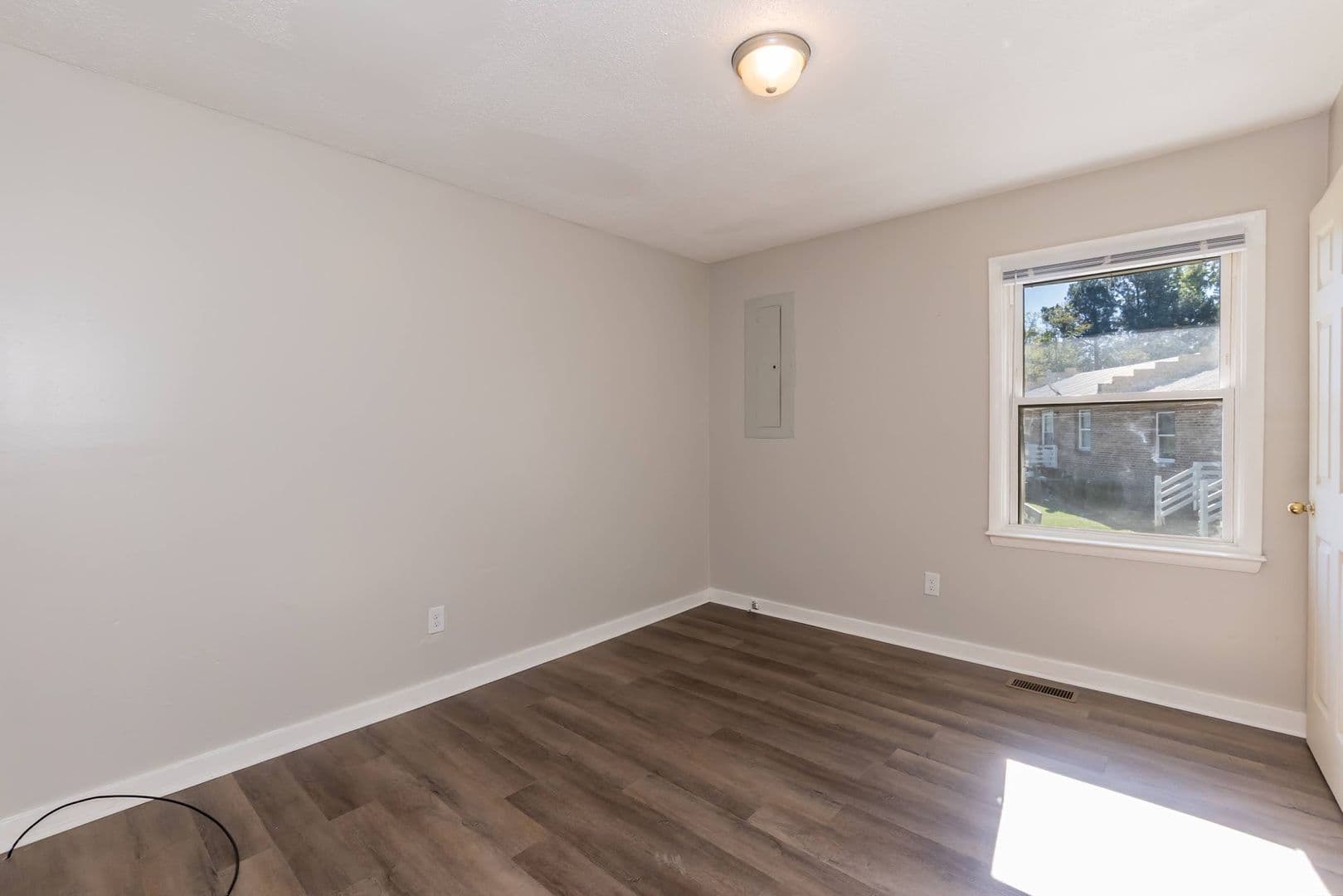 Warrenton House: 103-102 Warrenton Village Dr