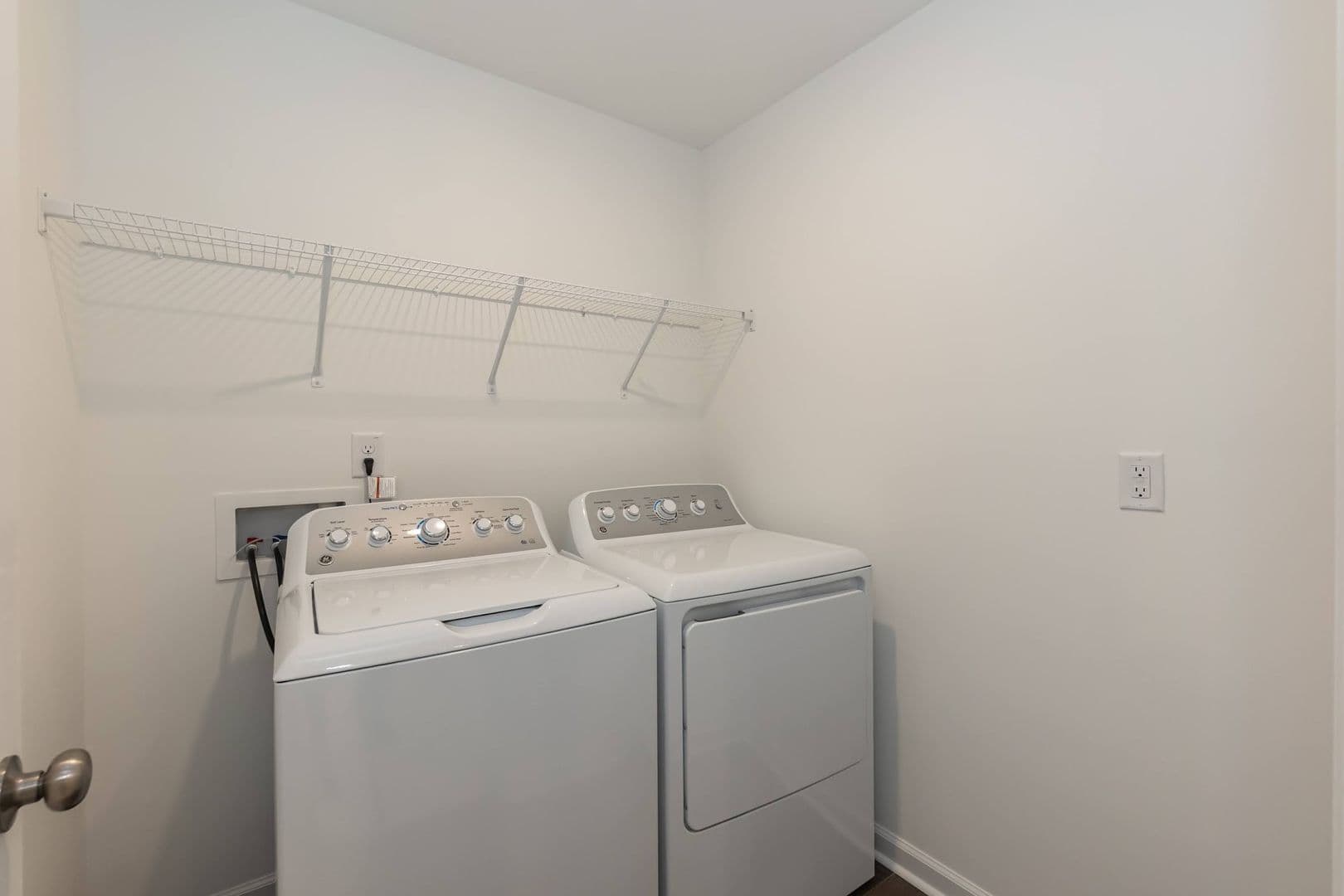 Durham House: 4212 Artifact Ln