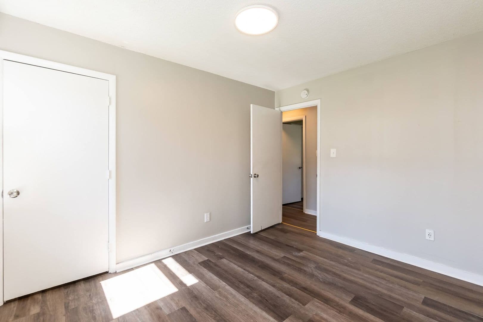 Warrenton House: 103-103 Warrenton Village Dr