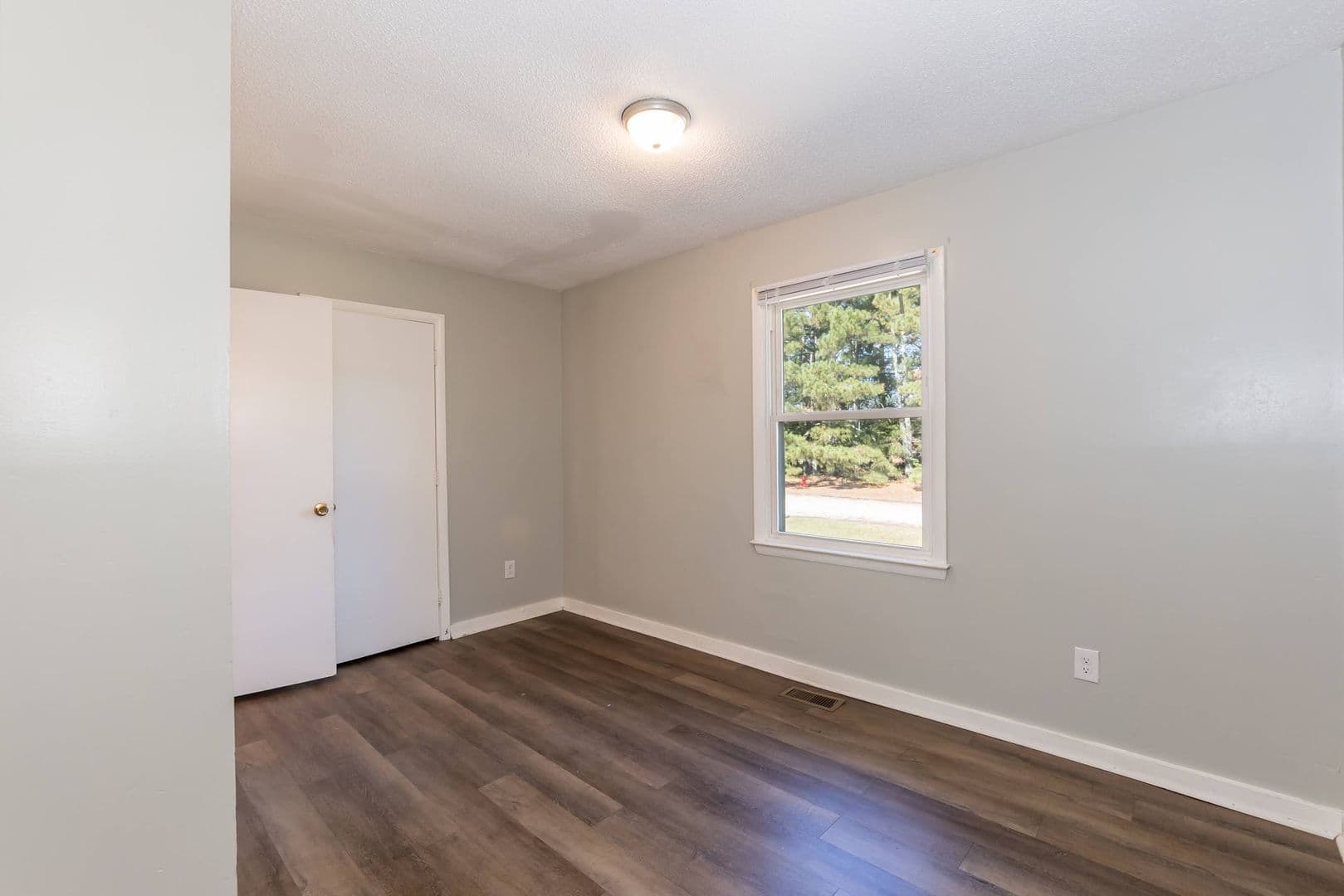 Warrenton House: 103-102 Warrenton Village Dr