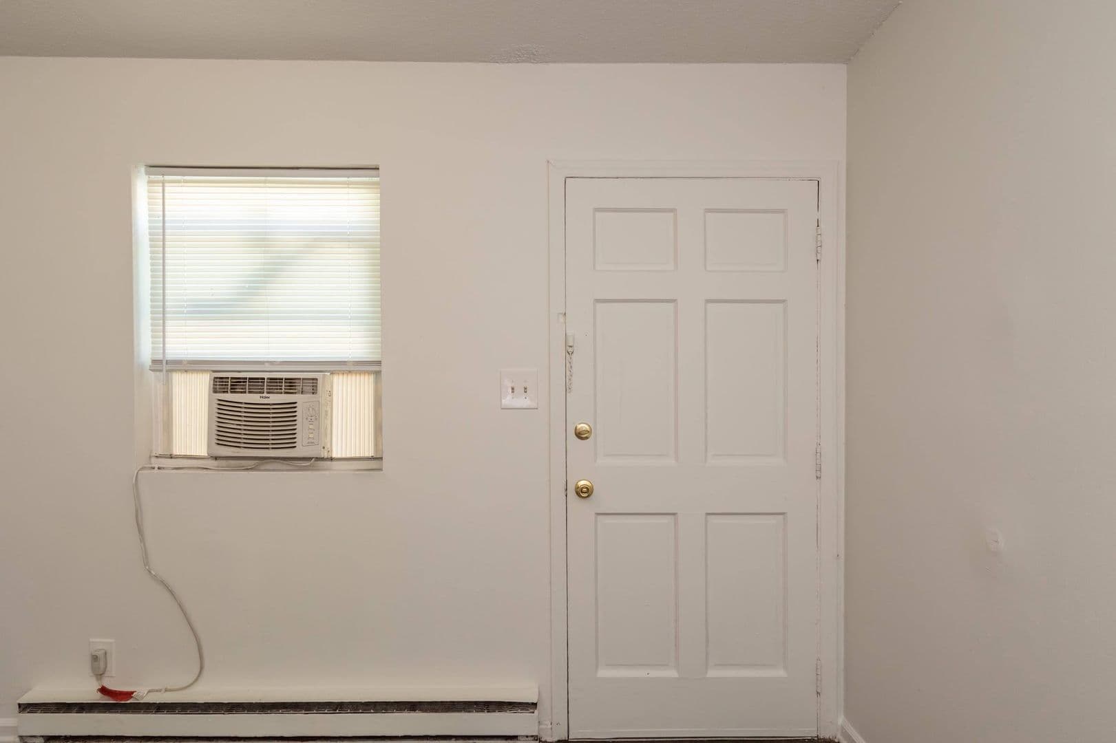 Durham House: 602 A Barton St