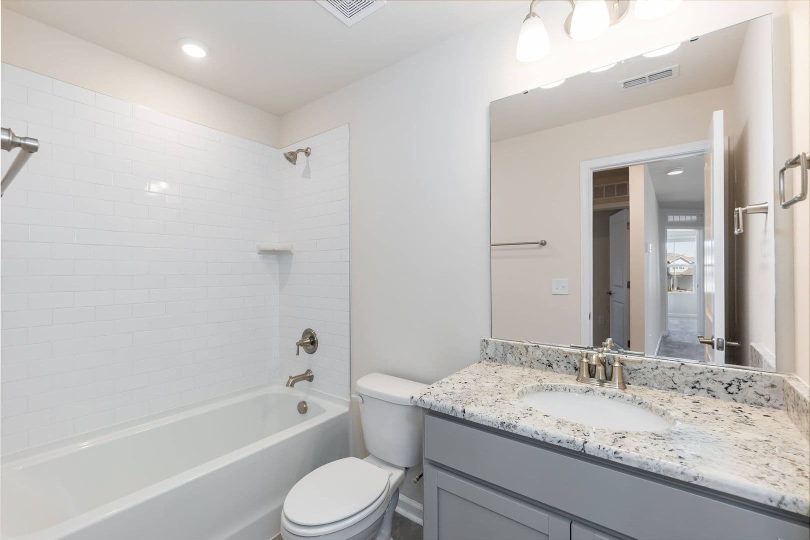 Wendell House: 1498 Rhodes Pond St