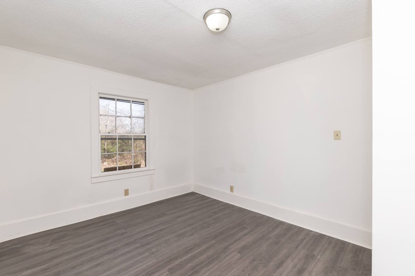 Henderson House: 835A N Beckford Dr