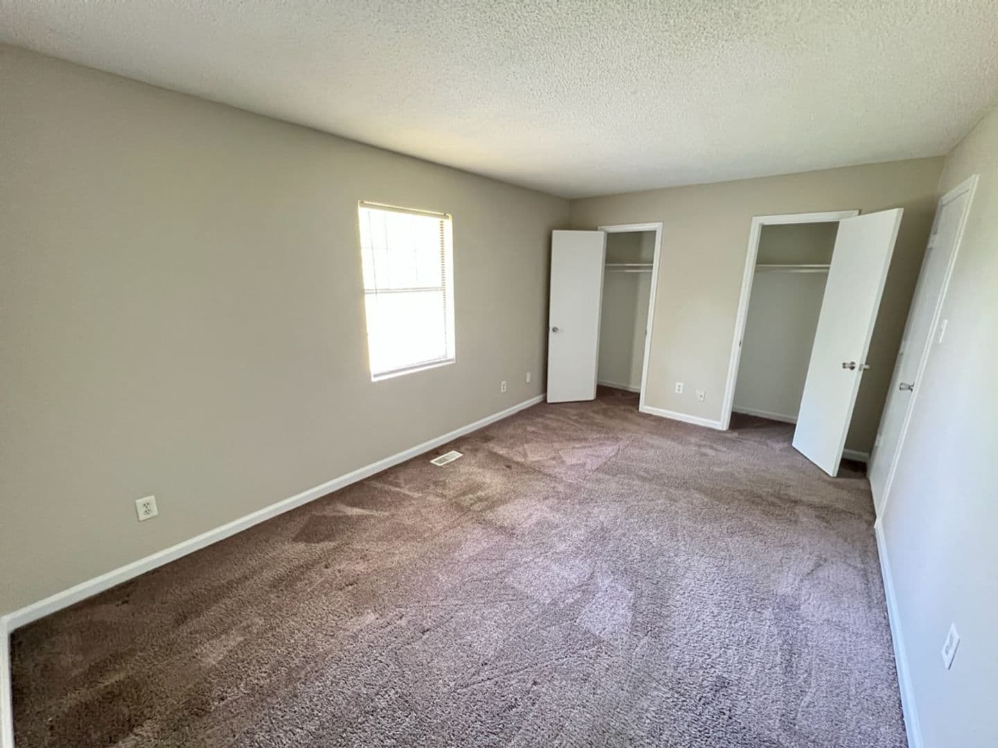 Durham House: 1410-B Cherrycrest Dr