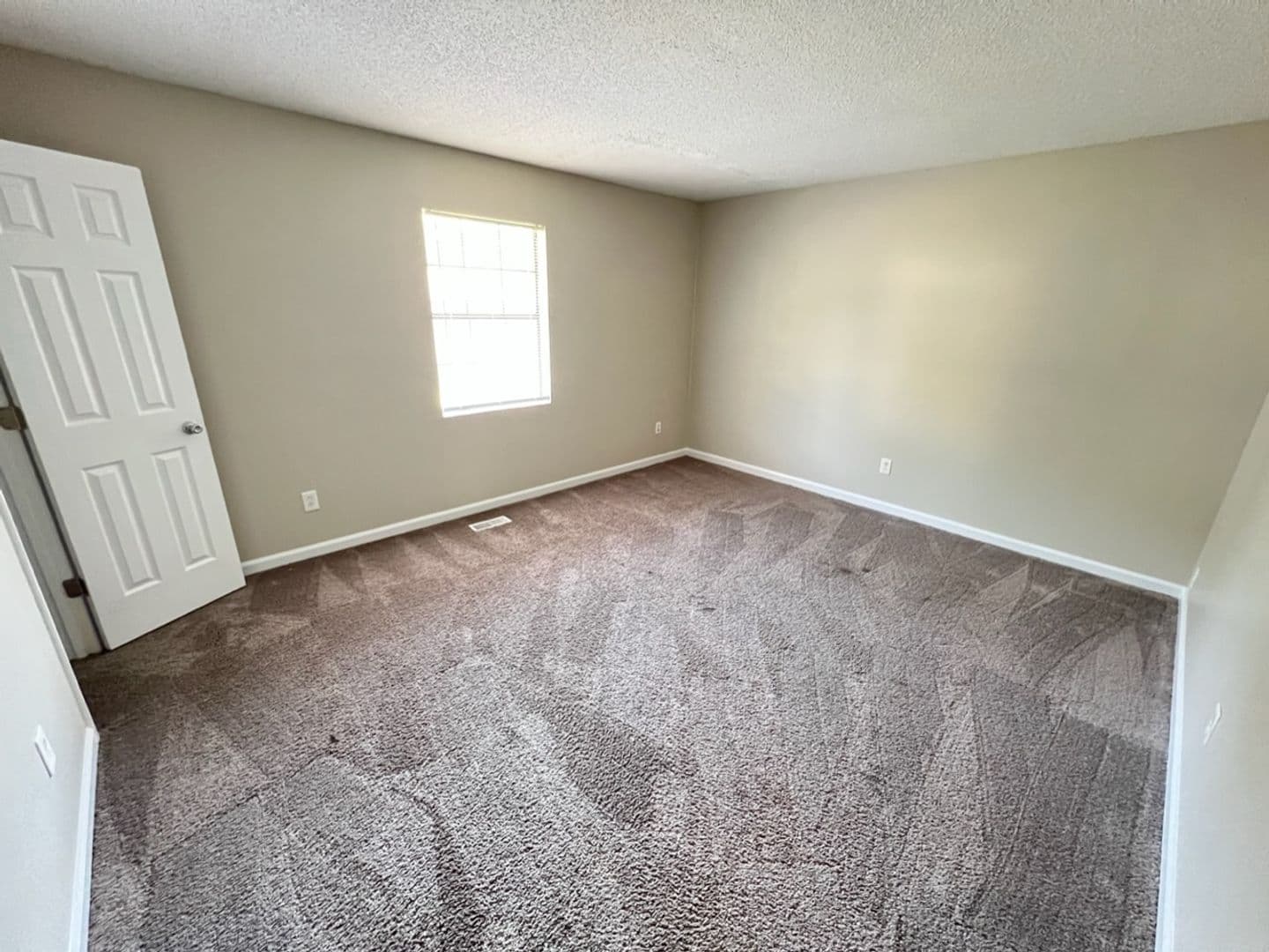 Durham House: 1410-B Cherrycrest Dr