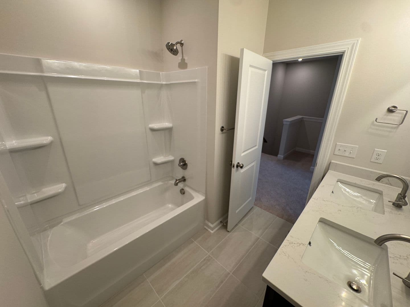 Raleigh House: 4707 Cypress Tree Lane