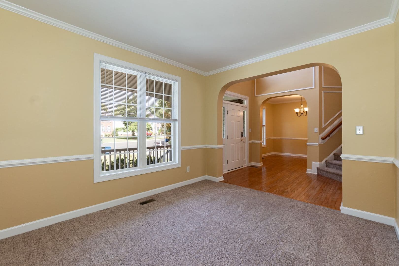 Durham House: 1006 Goldenview Ct