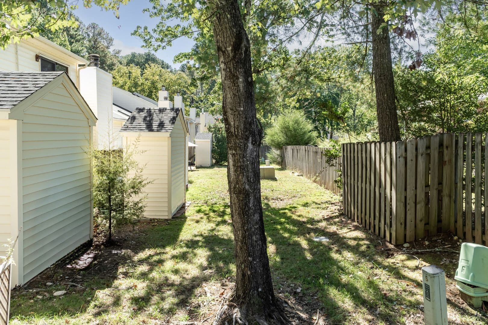 Durham House: 1507 Clermont Rd T-20