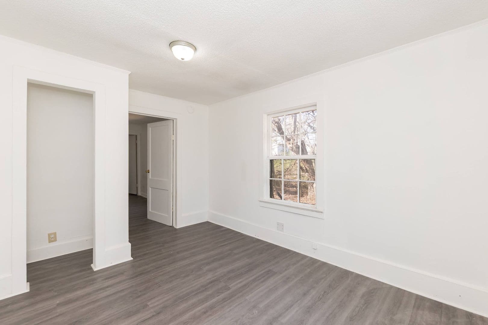 Henderson House: 835A N Beckford Dr