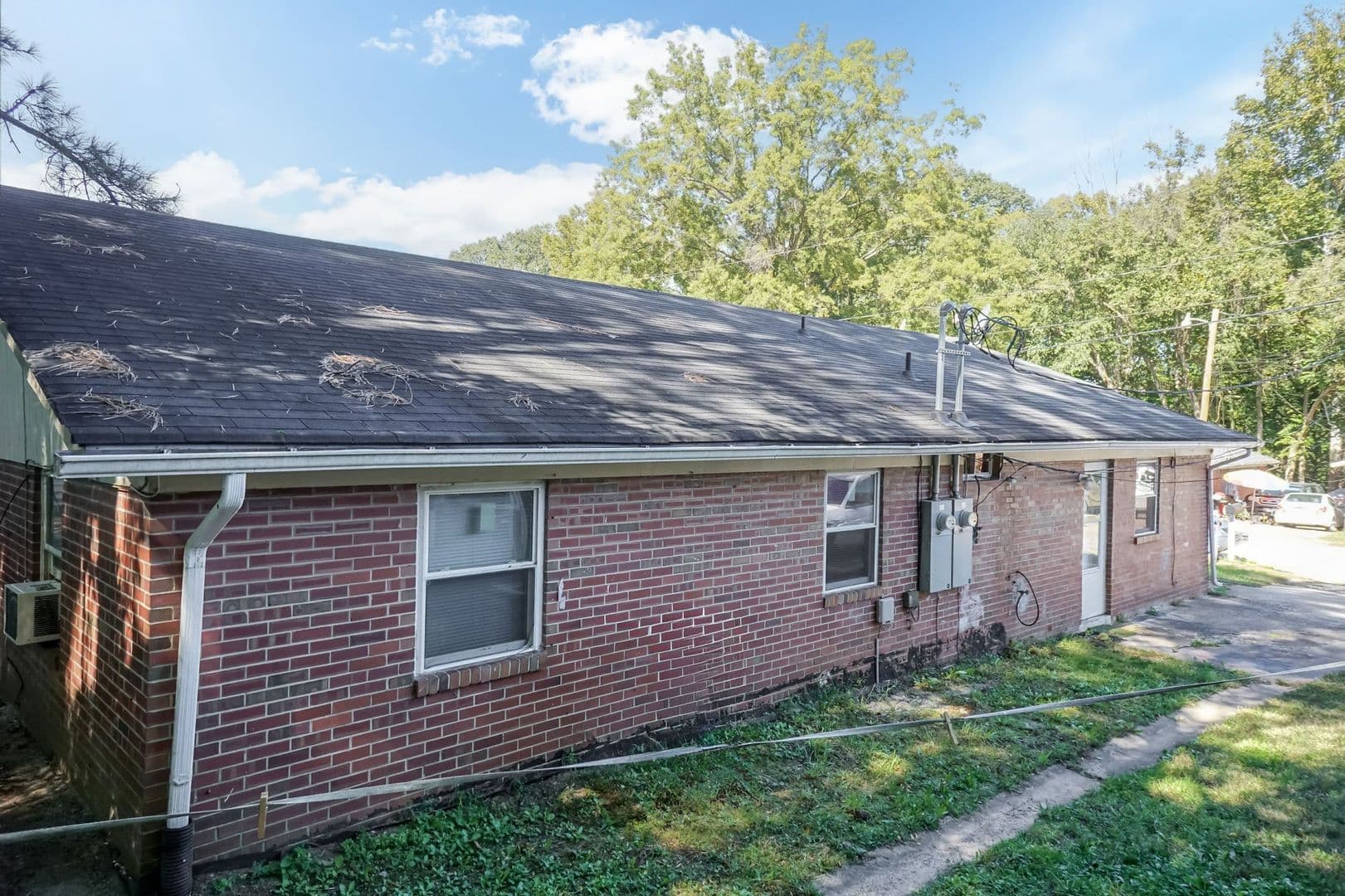 Durham House: 602 A Barton St