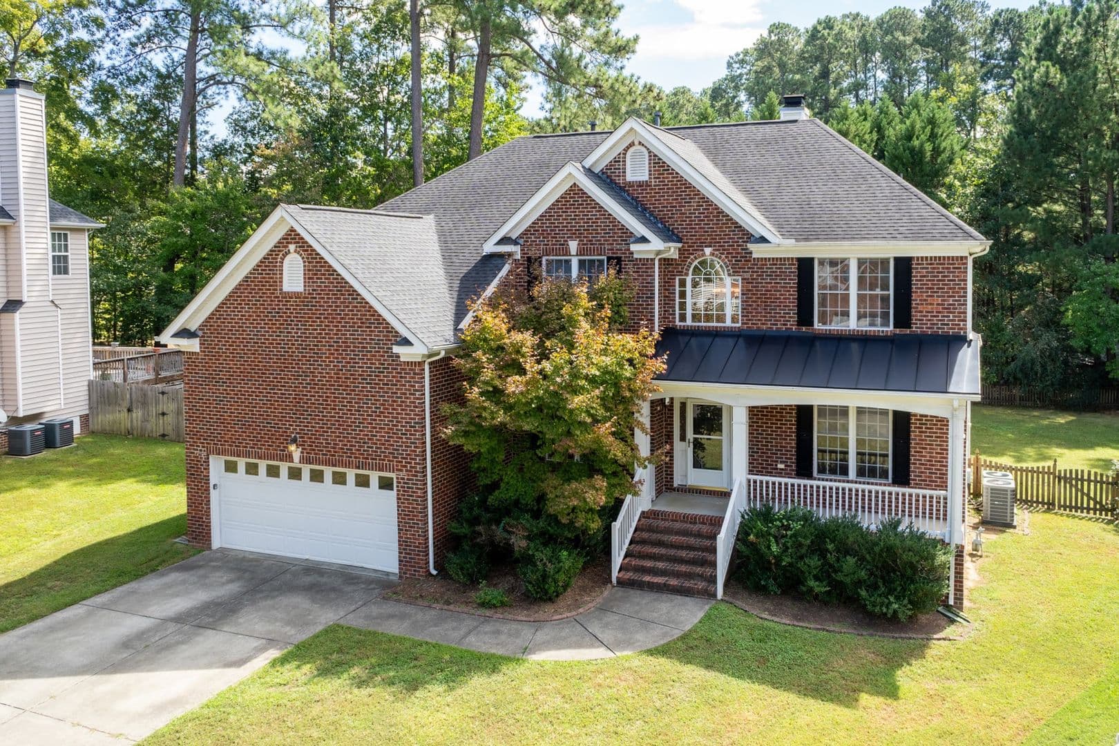 Durham House: 1006 Goldenview Ct