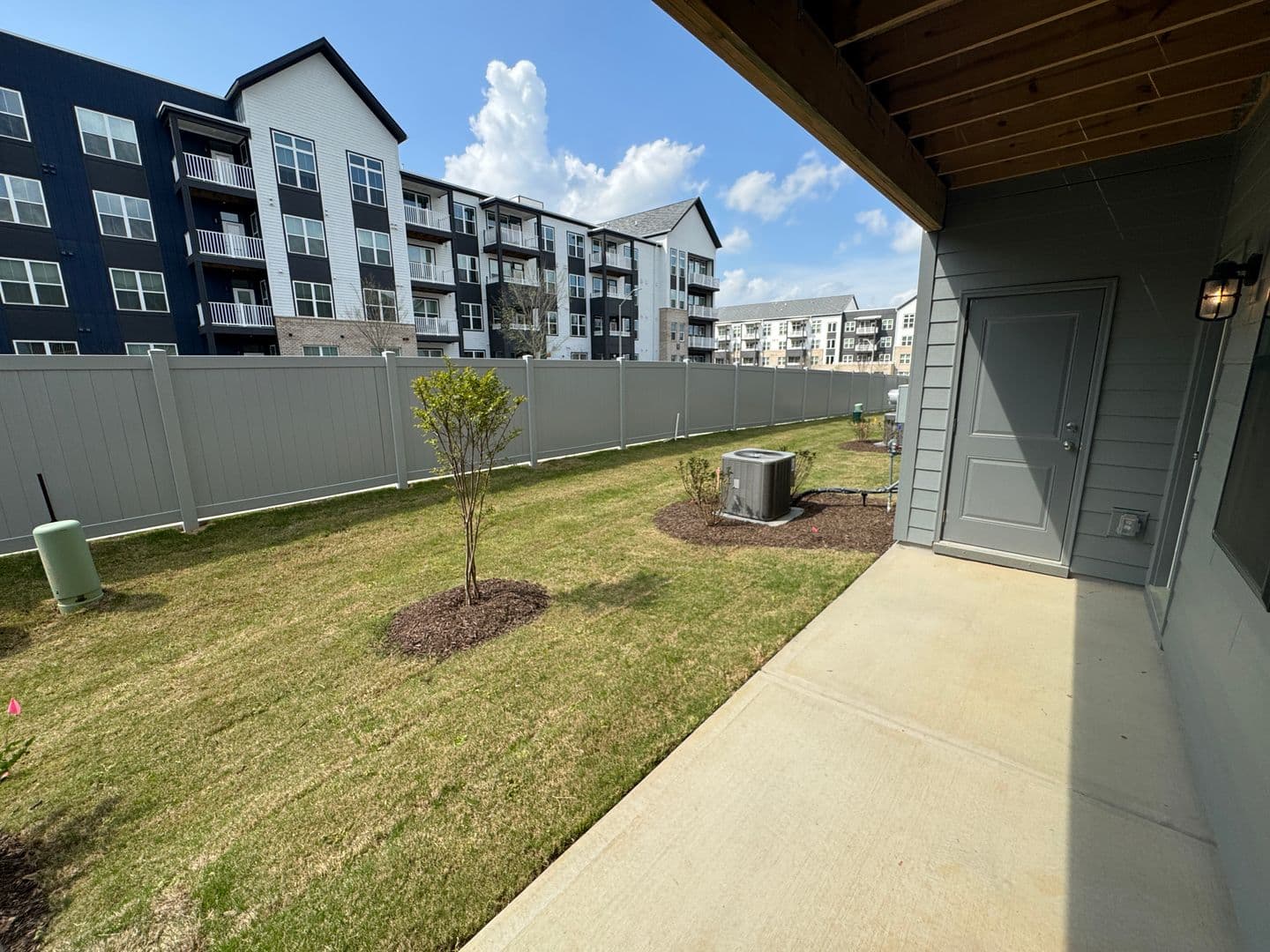 Raleigh House: 4707 Cypress Tree Lane