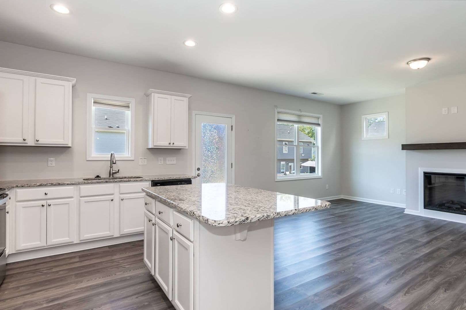 Clayton House: 39 Schoolhouse Way
