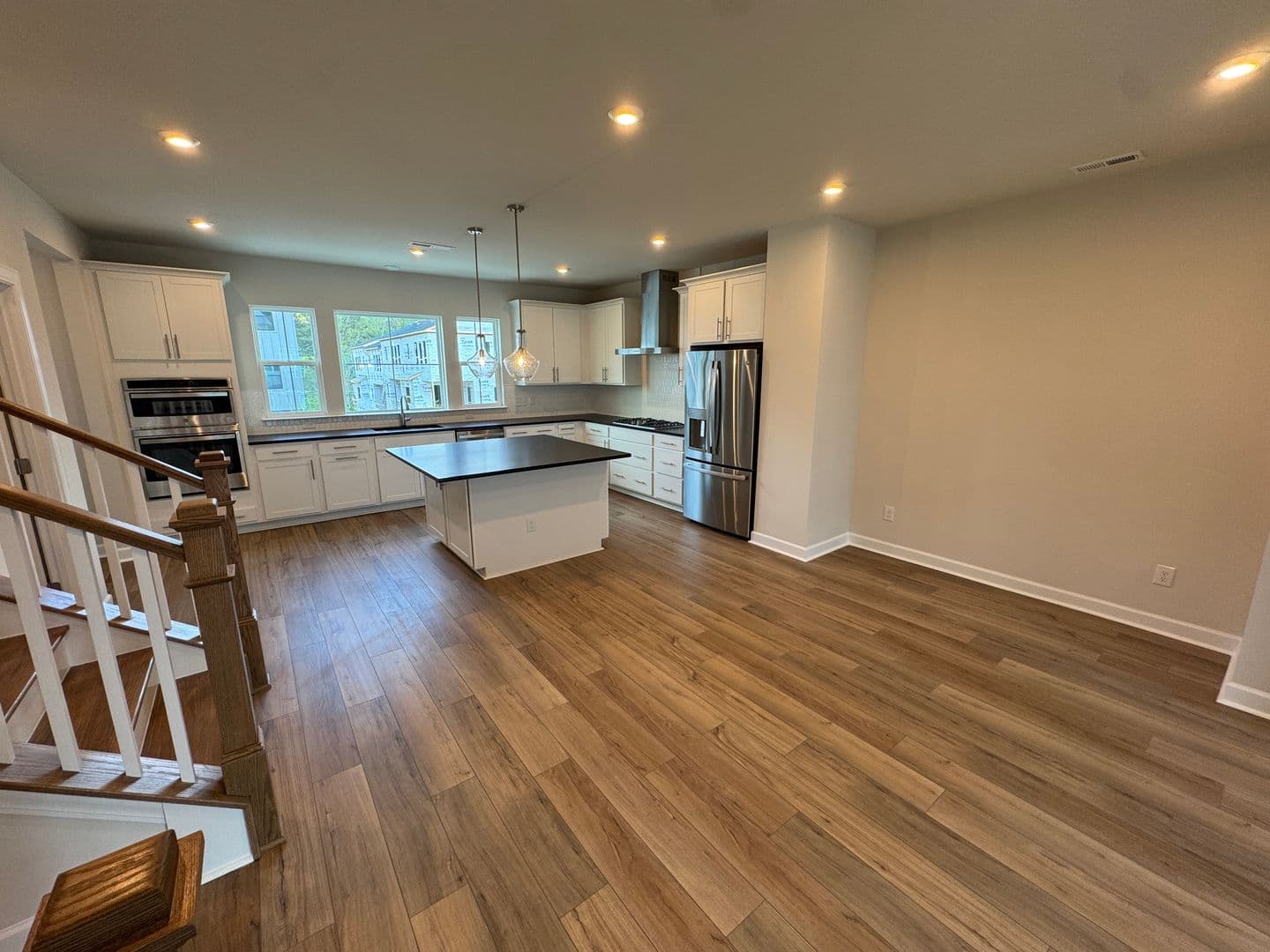 Raleigh House: 4707 Cypress Tree Lane