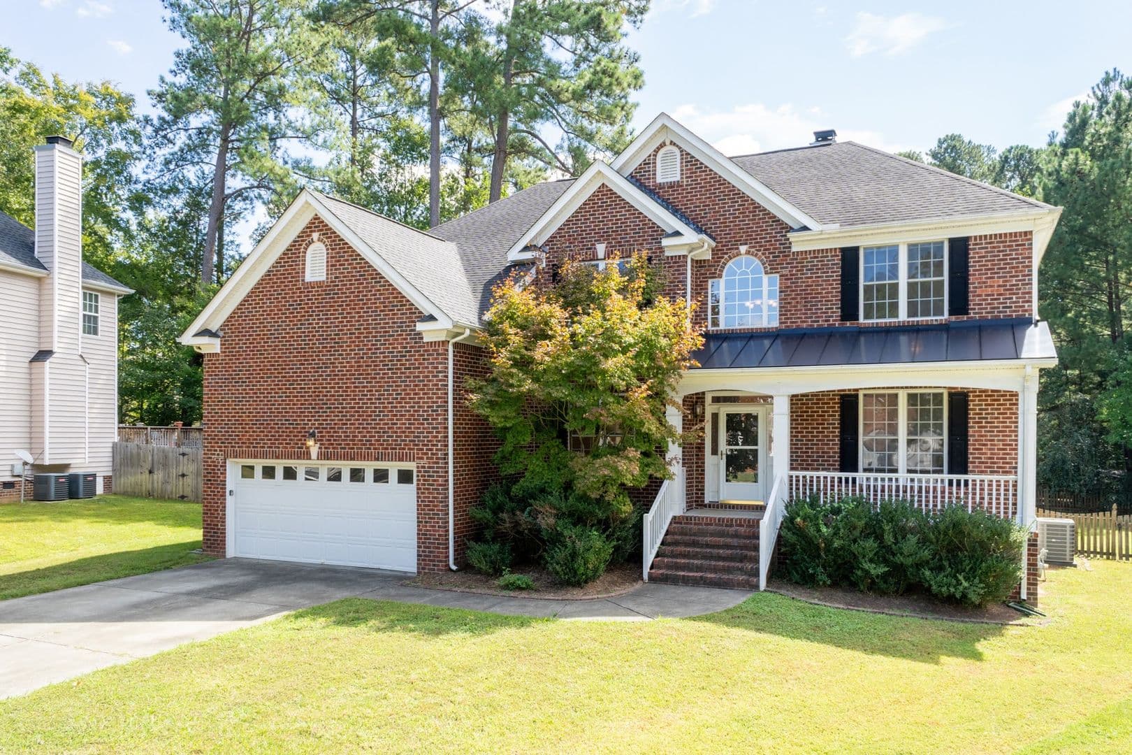 Durham House: 1006 Goldenview Ct