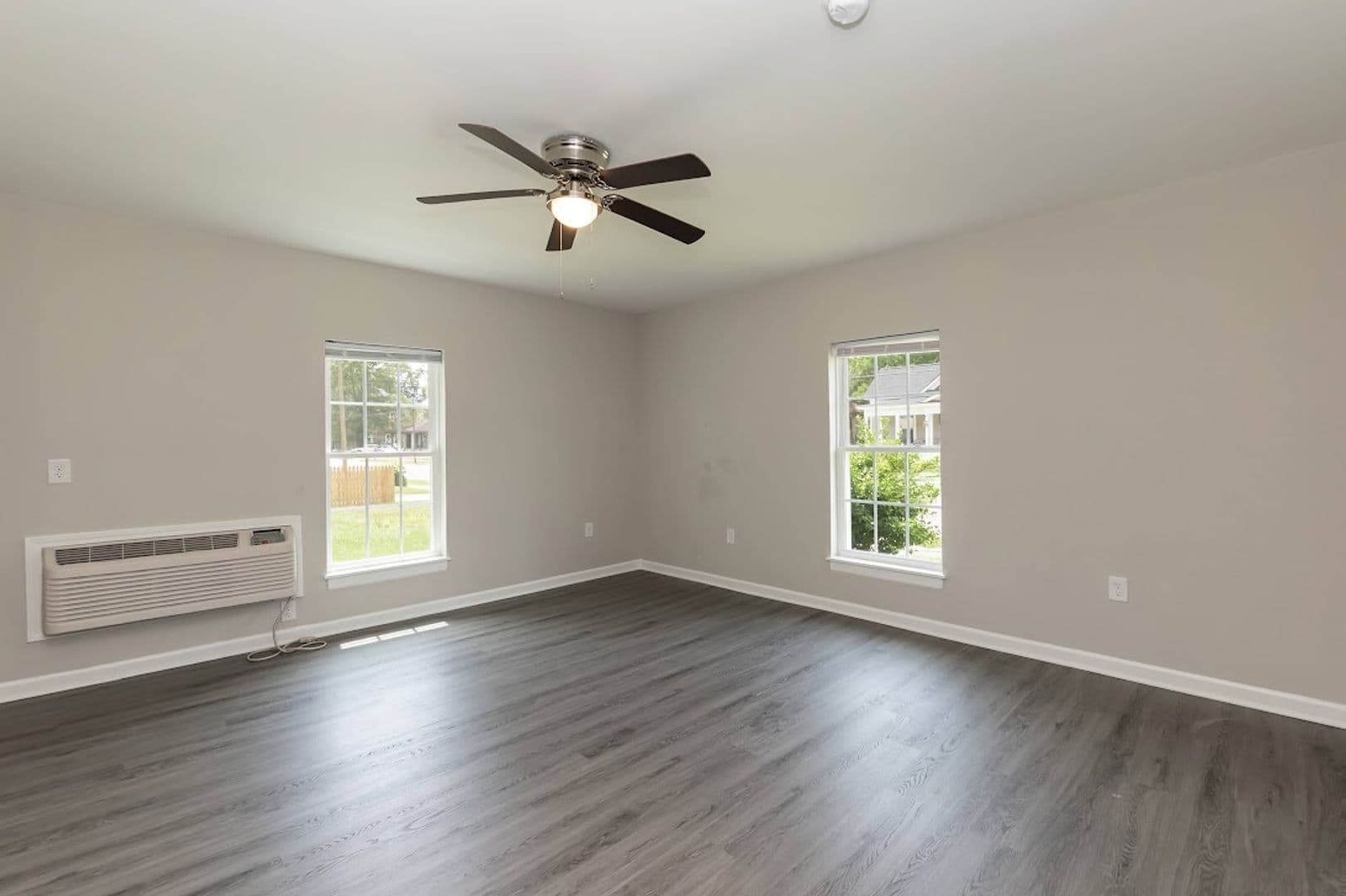 Rocky Mount House: 823 Branch St