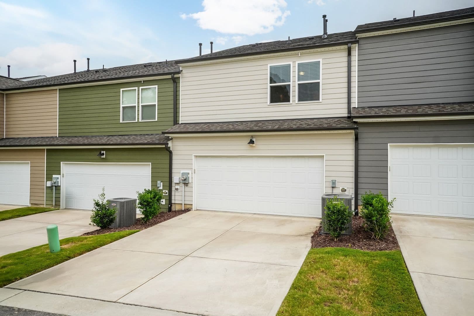 Fuquay Varina House: 807 Trestleview St