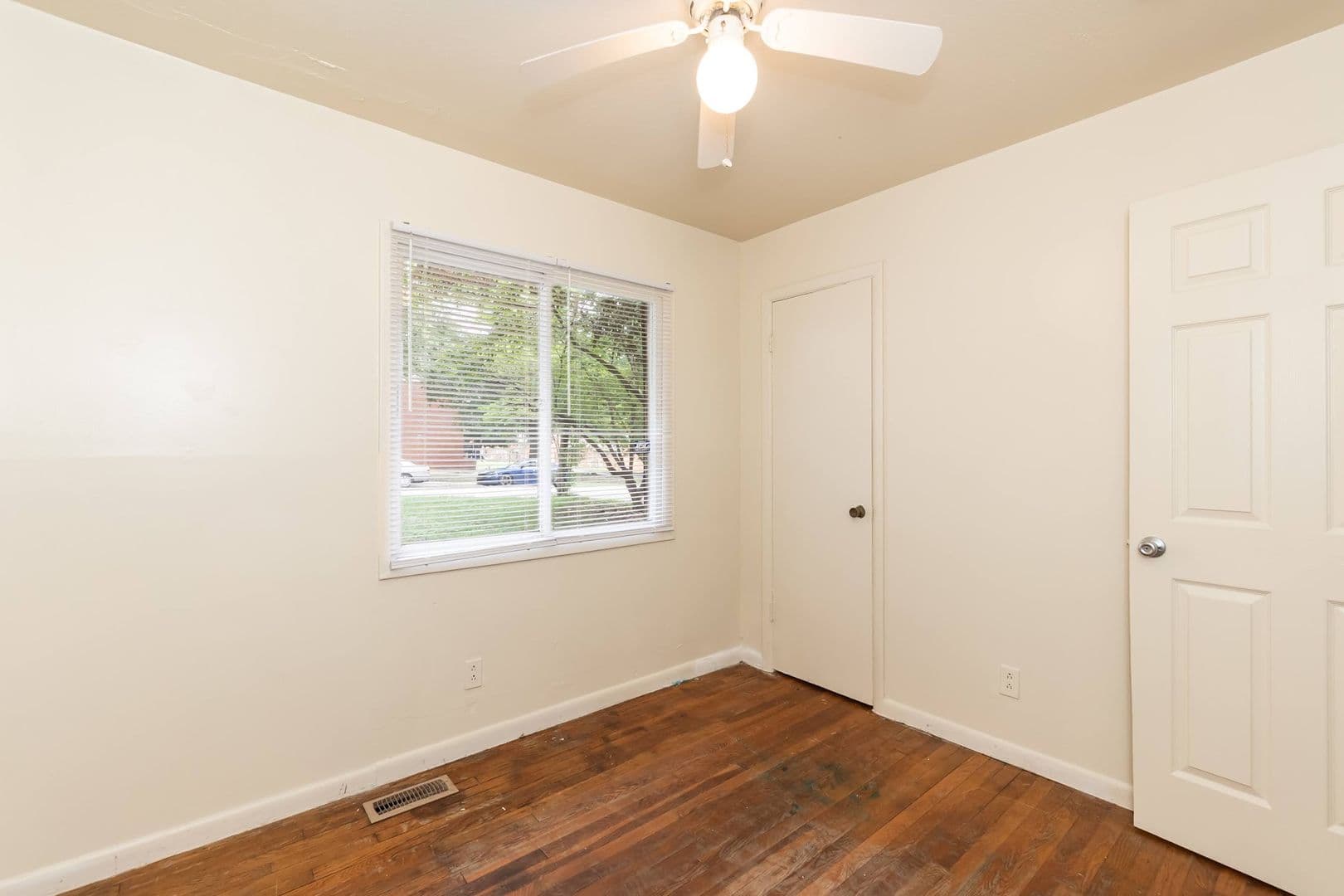 Durham House: 1210 Truman St