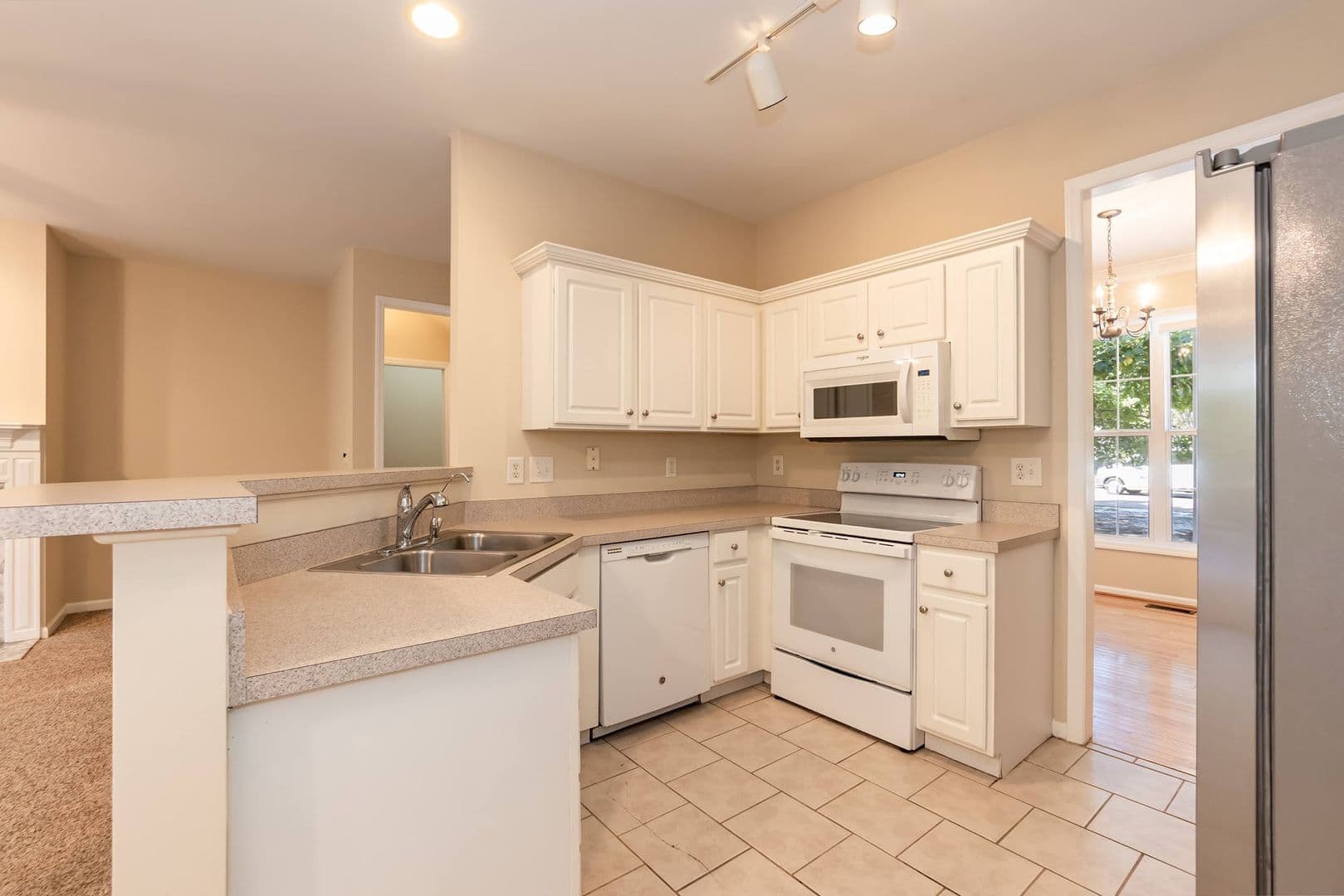 Rolesville House: 108 Allie Bell Ln