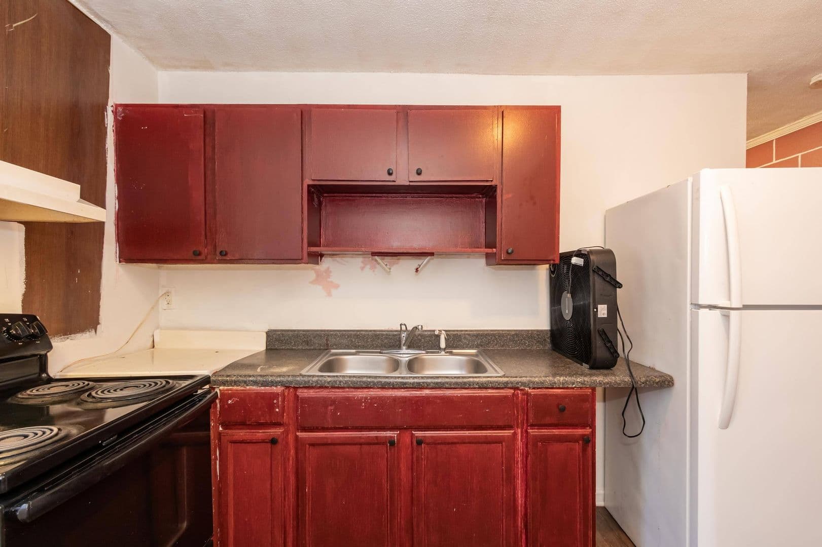 Durham House: 602 A Barton St