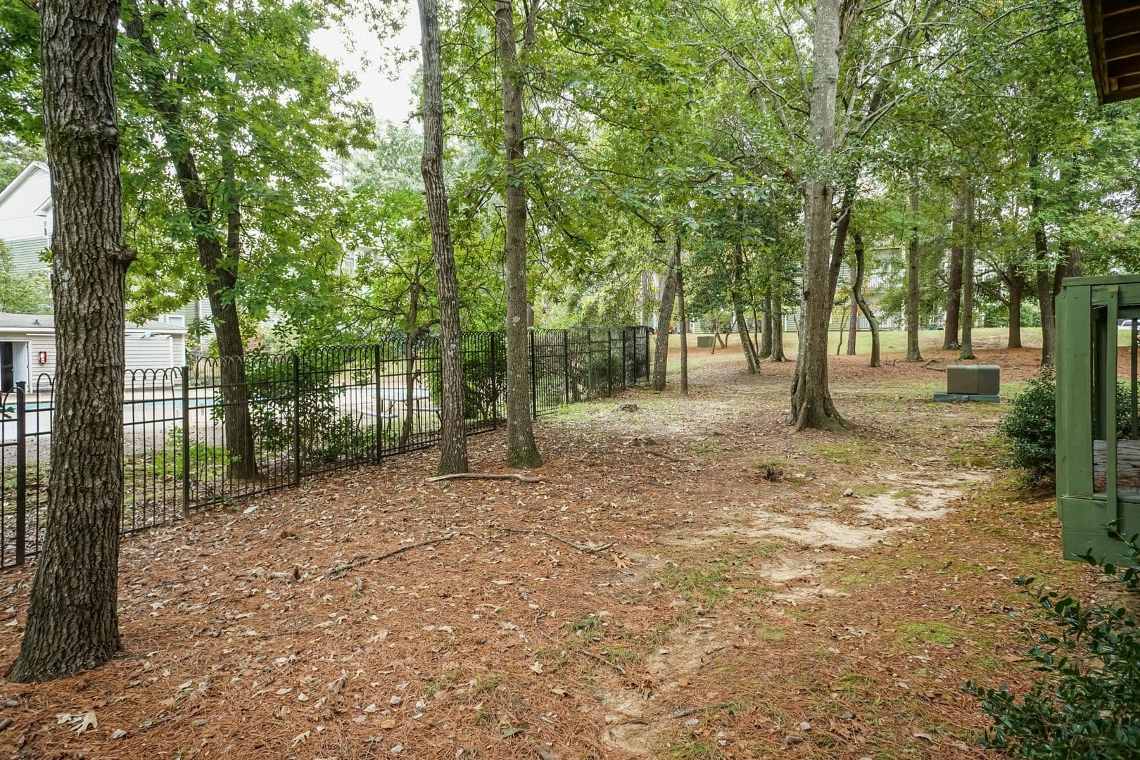 Fayetteville House: 6809 Willowbrook Dr Apt 2