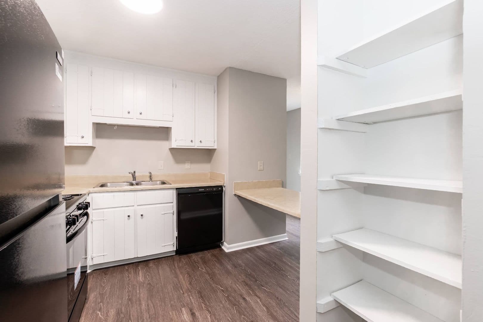 Raleigh Apartment: 2821 OKelly St