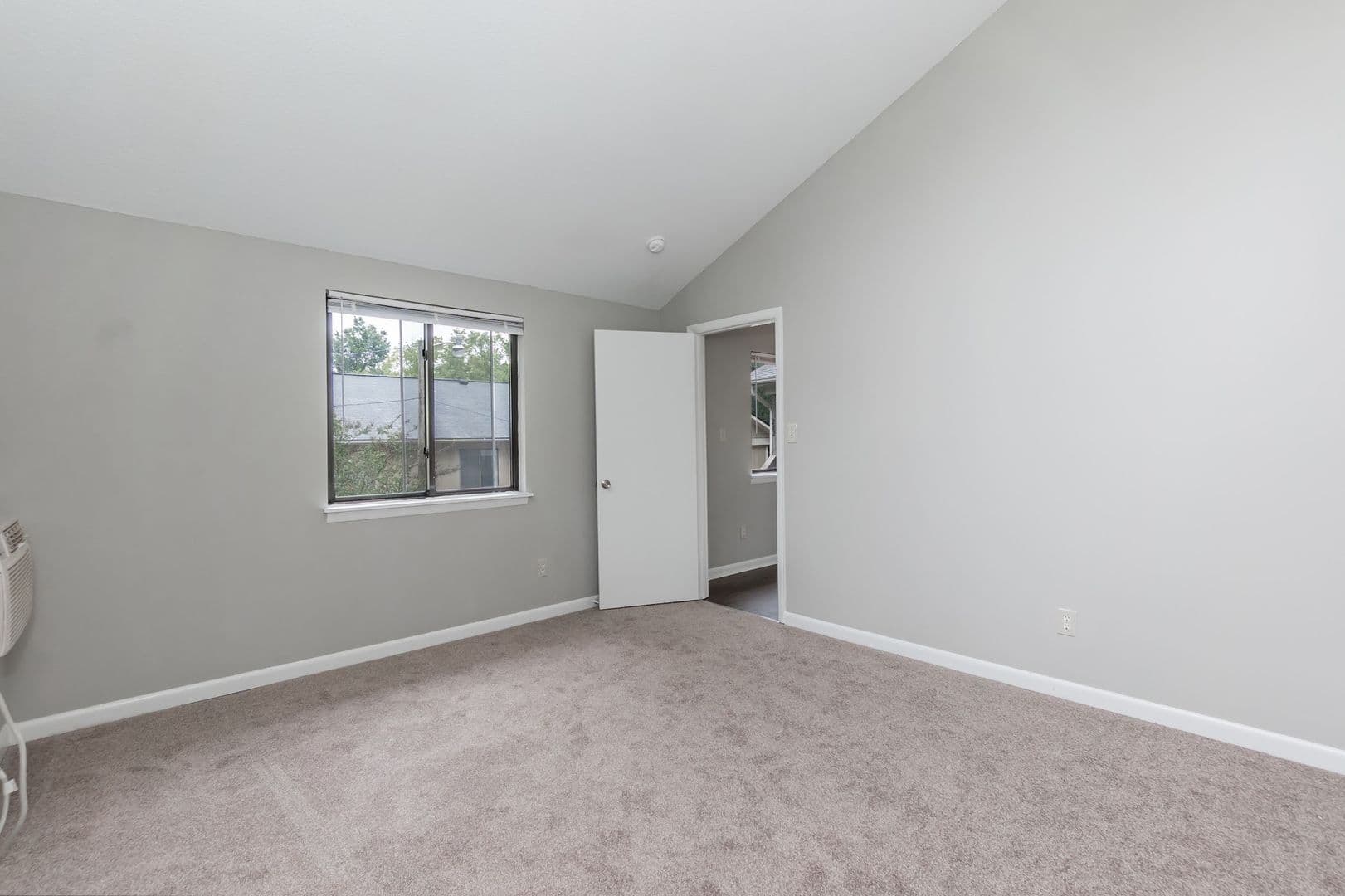 Raleigh Apartment: 2821 OKelly St