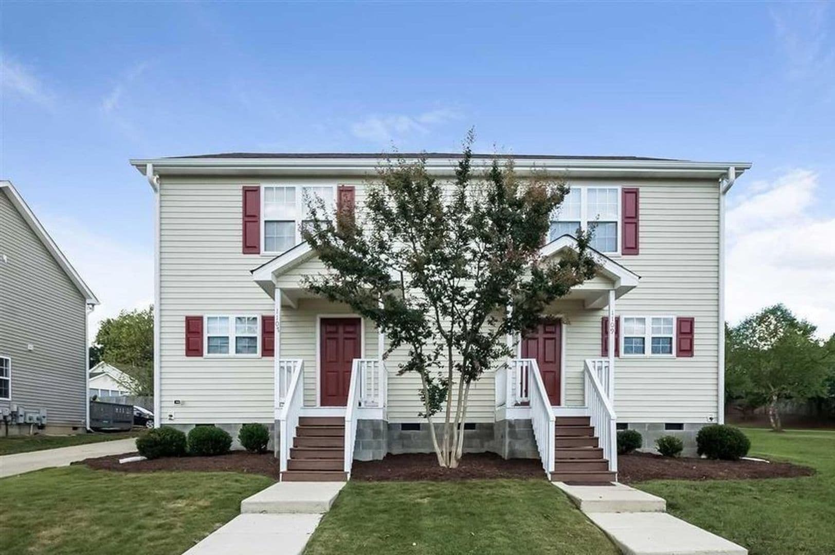 Apex House: 1107 Shackleton Rd.