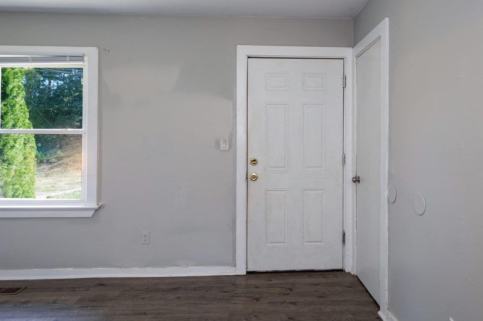 Warrenton House: 110-102 Warrenton Village Dr