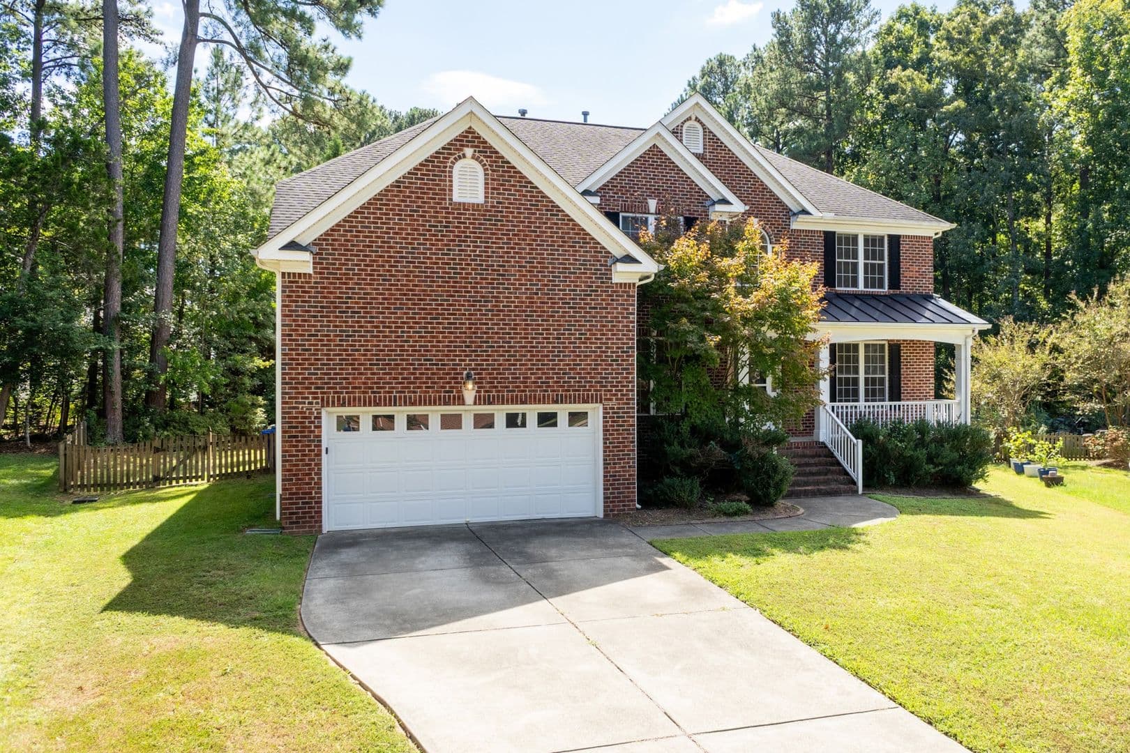 Durham House: 1006 Goldenview Ct