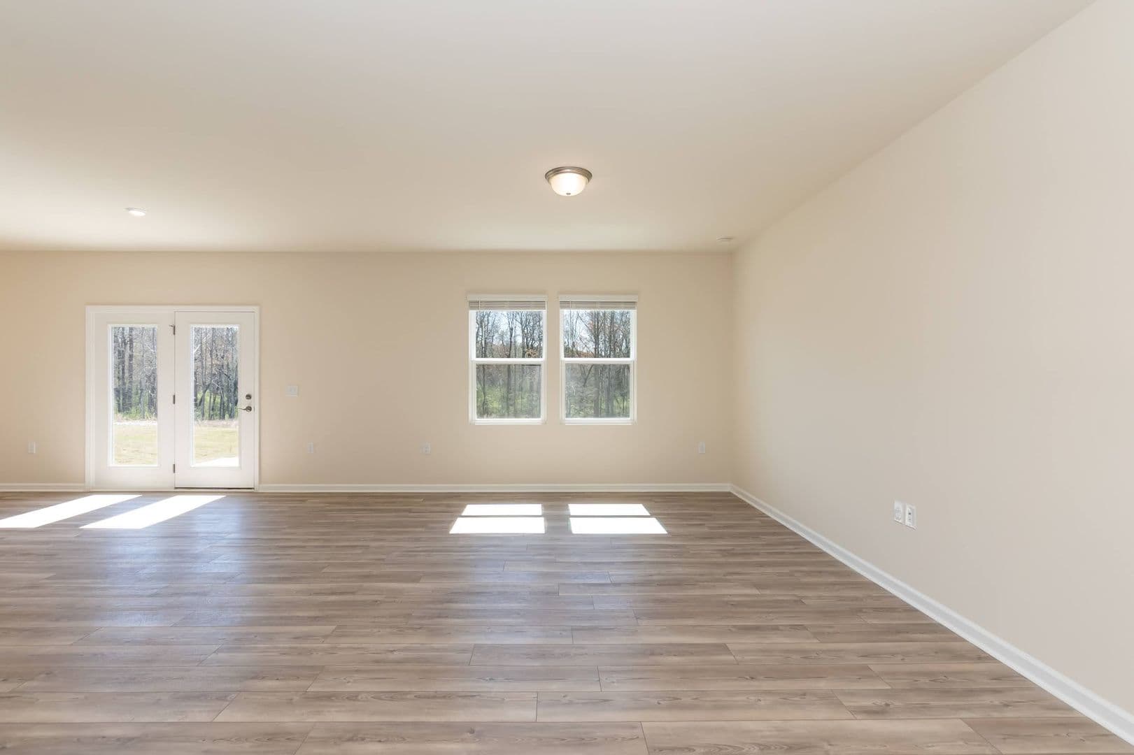 Wendell House: 1498 Rhodes Pond St