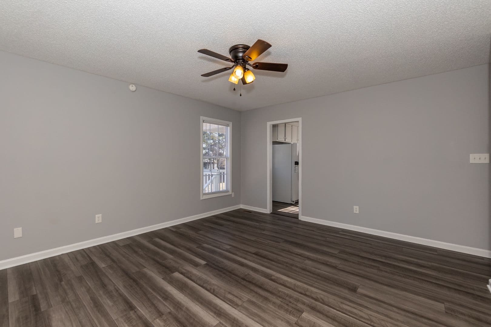 Zebulon House: 205 W Horton St